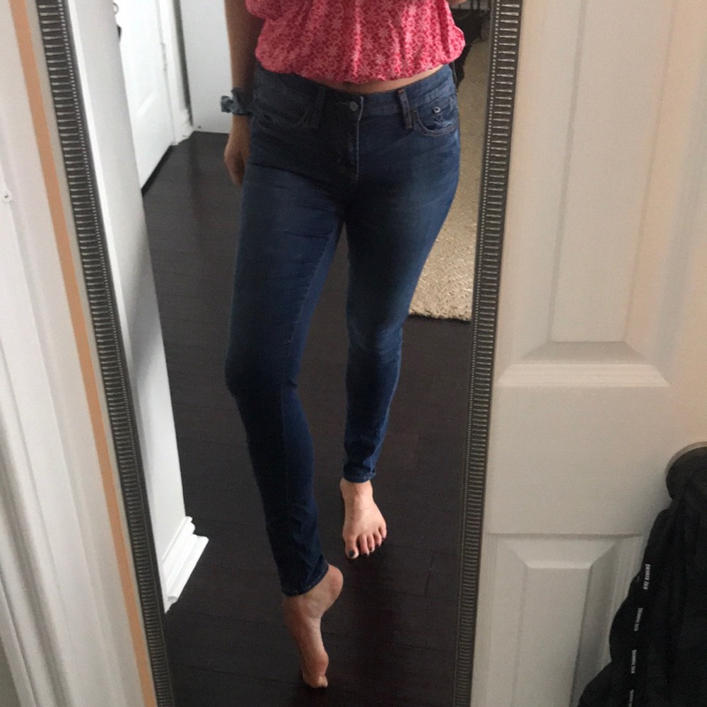 JEAN SHOP skinny jeans. Size 27